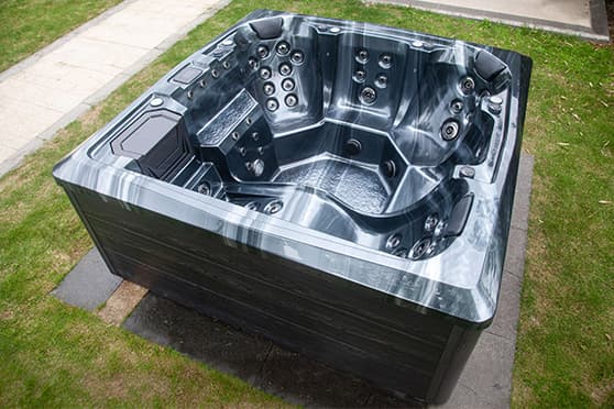Bellagio Spas Valencia 5-person hot tub