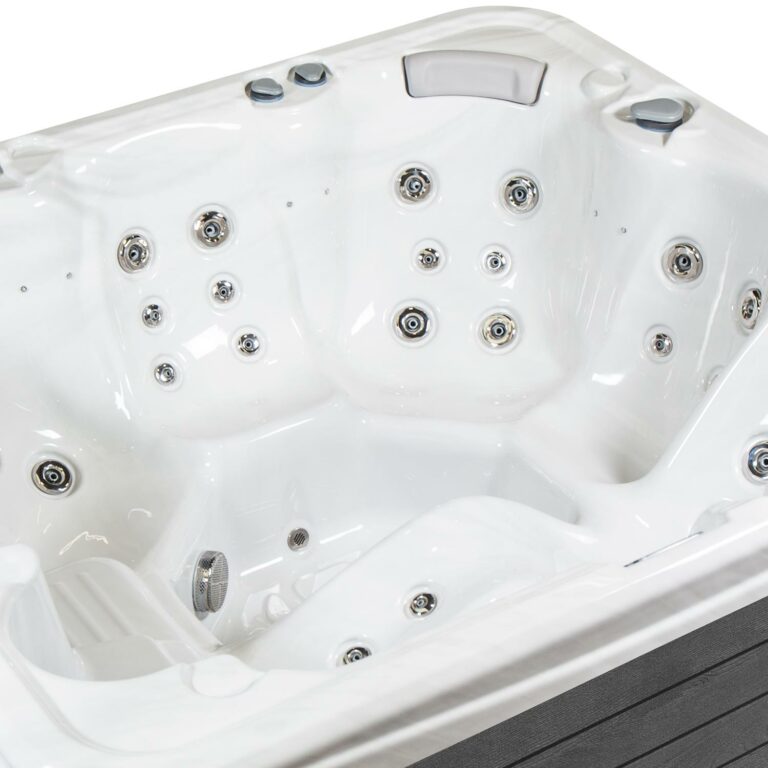 Wellis Milano P&P 5-person hot tub – CityLife collection